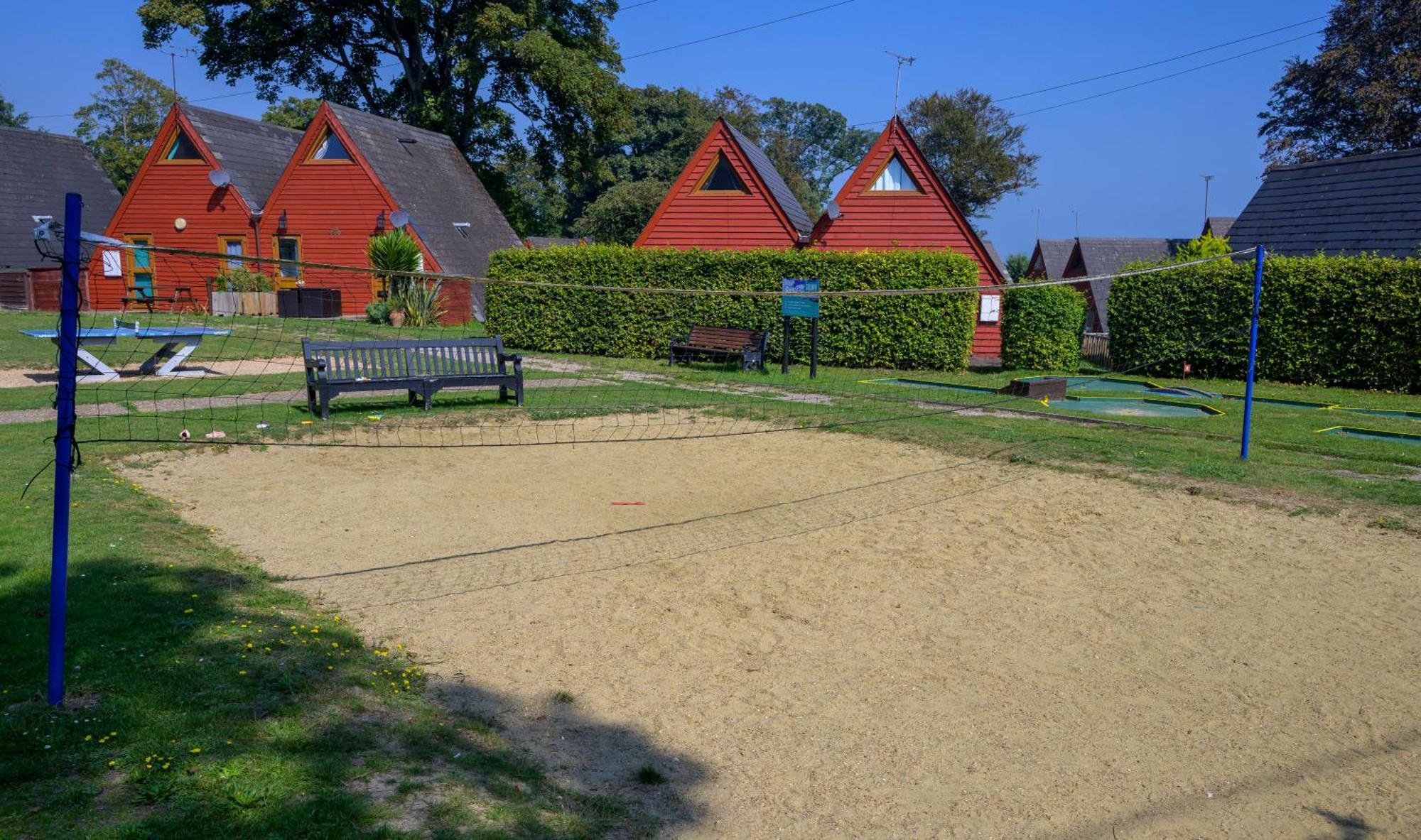 Escape To A Clifftop Chalet With Pool And Tennis Onsite - 1A Kingsdown Holiday Park Kültér fotó